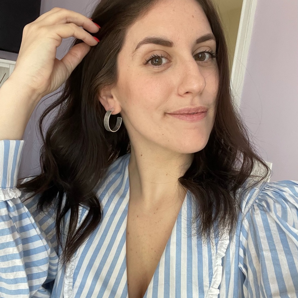Meet your Posher, Mikaela